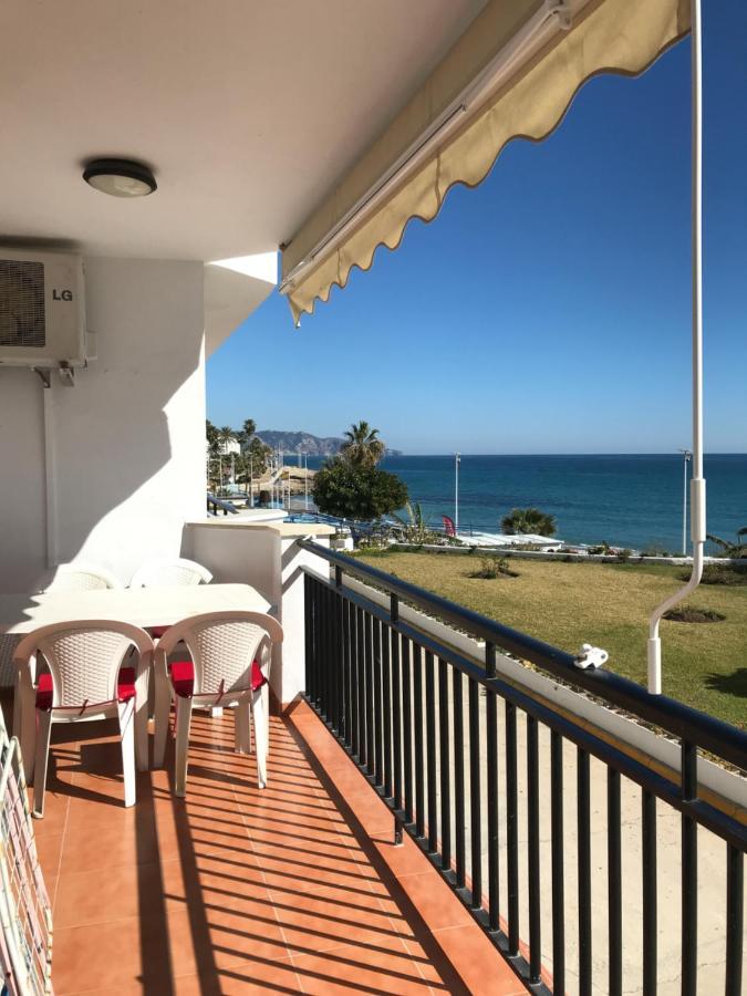 Apartamento A Pie De Playa. Nerja Luaran gambar